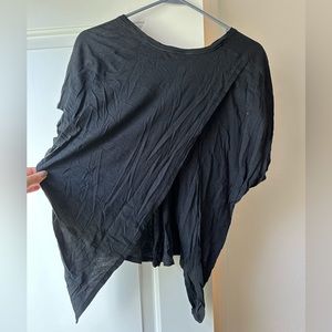 Lululemon black t shirt